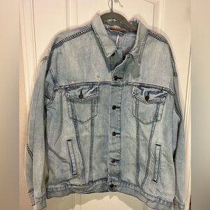 Free People Oversized Trucker Light Wash Distressed Denim Jacket Cotton Sz M